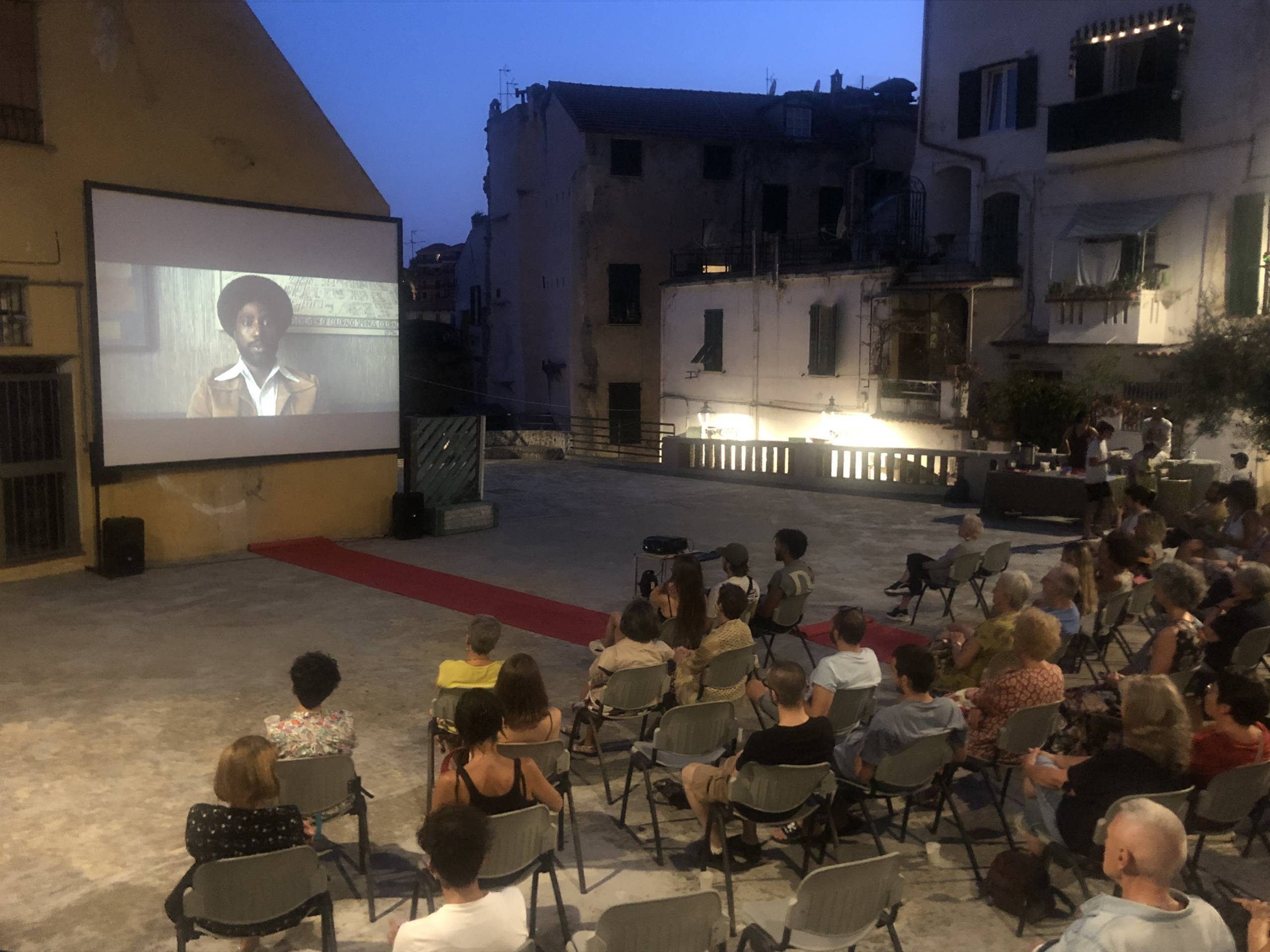 cinema sotto le stelle